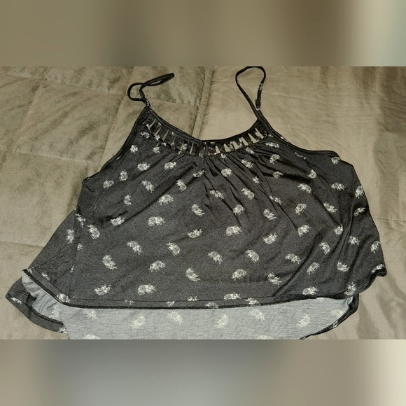 Mudd Spaghetti Strap Sleeveless navy Blue Floral Blouse in Size Large - Picture 4 of 5